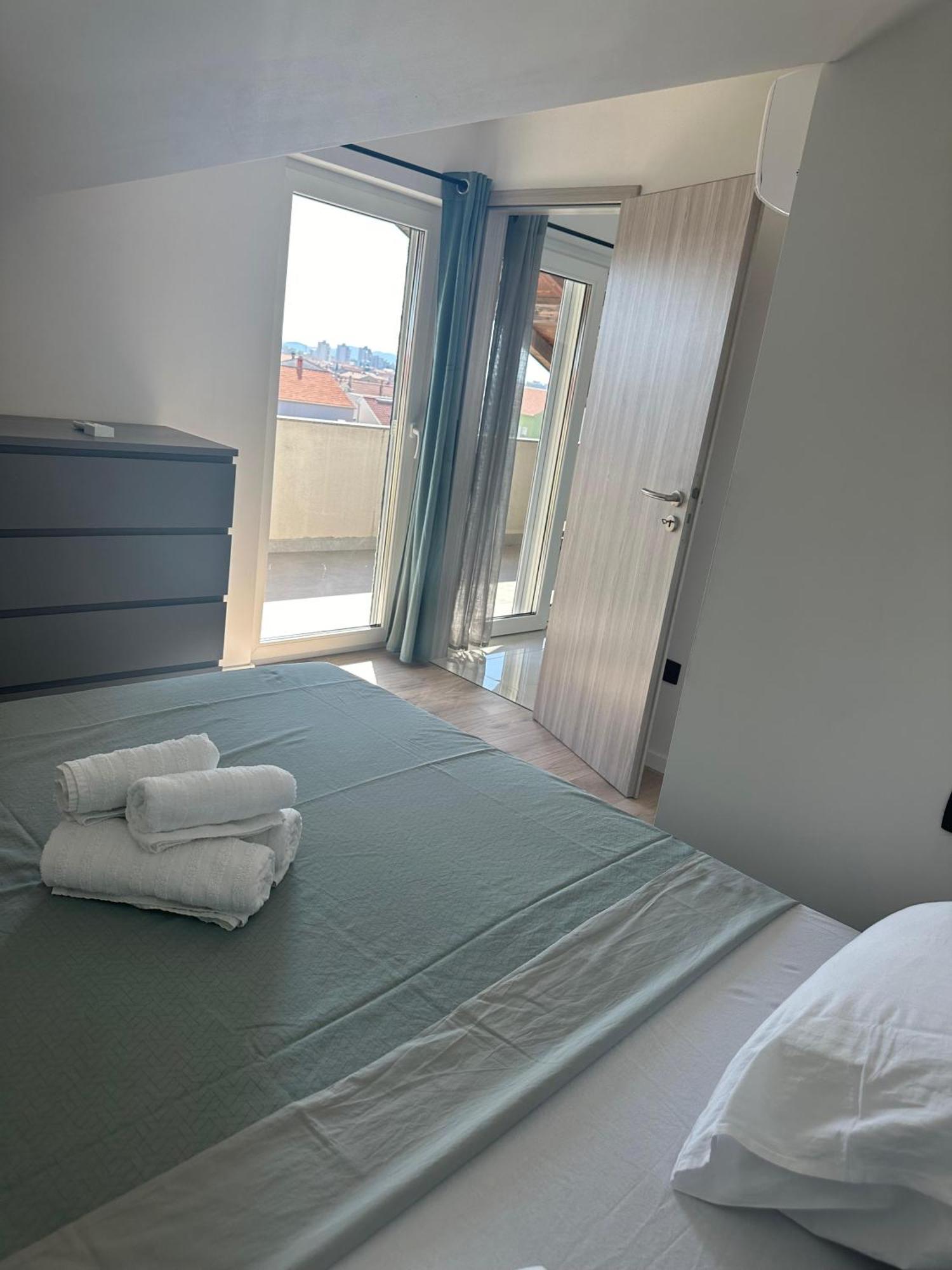 Apartment Roni Задар Экстерьер фото